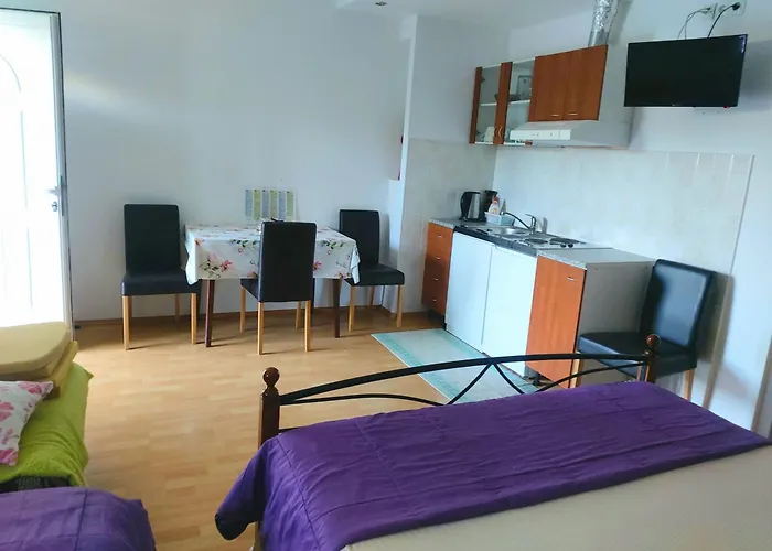 Kaja House Apartments