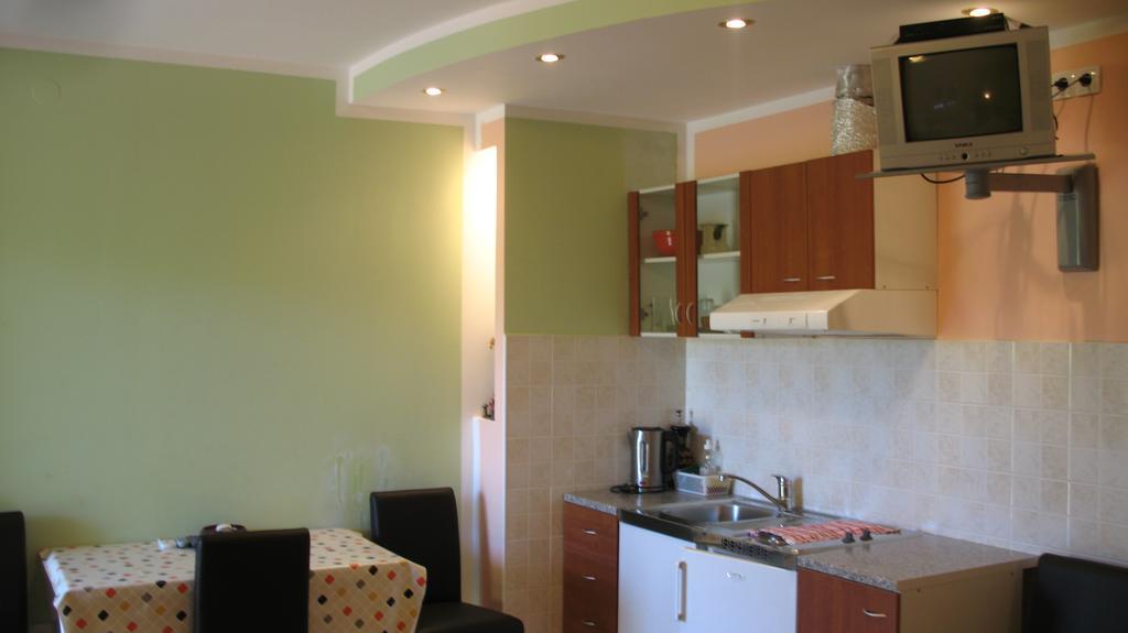 Kaja House *